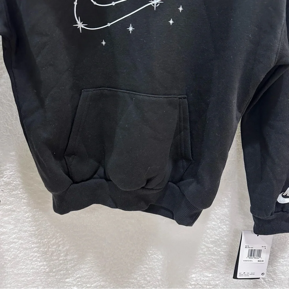 Nike classic black